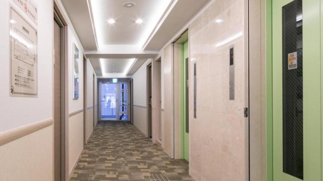 Toyoko Inn Osaka Tenjinbashi-Suji Rokuchome Exterior photo